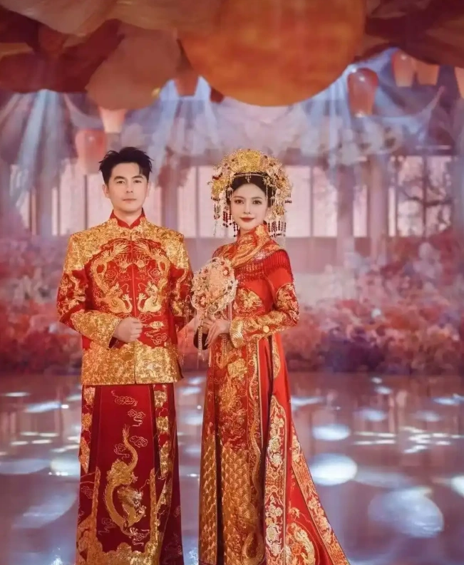 Social media coverage and highlights of Chagee founder's wedding ceremony.